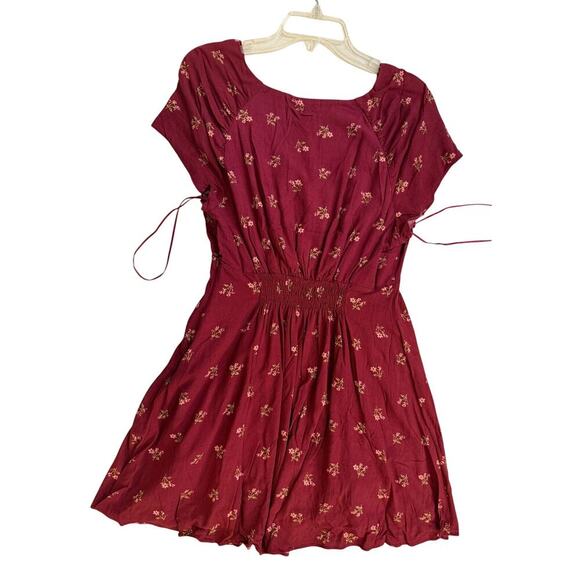 Free People Dress Womens Sz S/M Mini Smocked Waist Burgundy Cottage NWT $129 - Picture 8 of 8